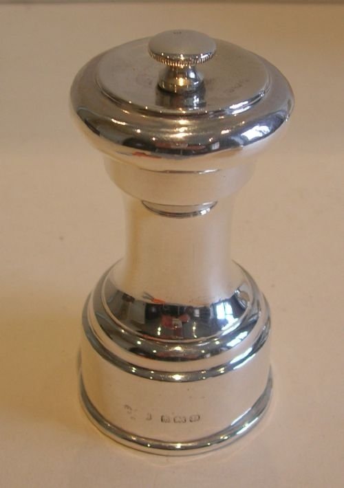 english sterling silver pepper mill or grinder 1928 hukin heath