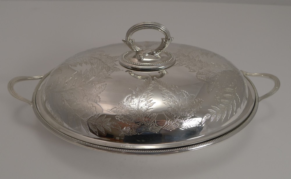 superb fern engraved silver plate entree dish by walker and hall
