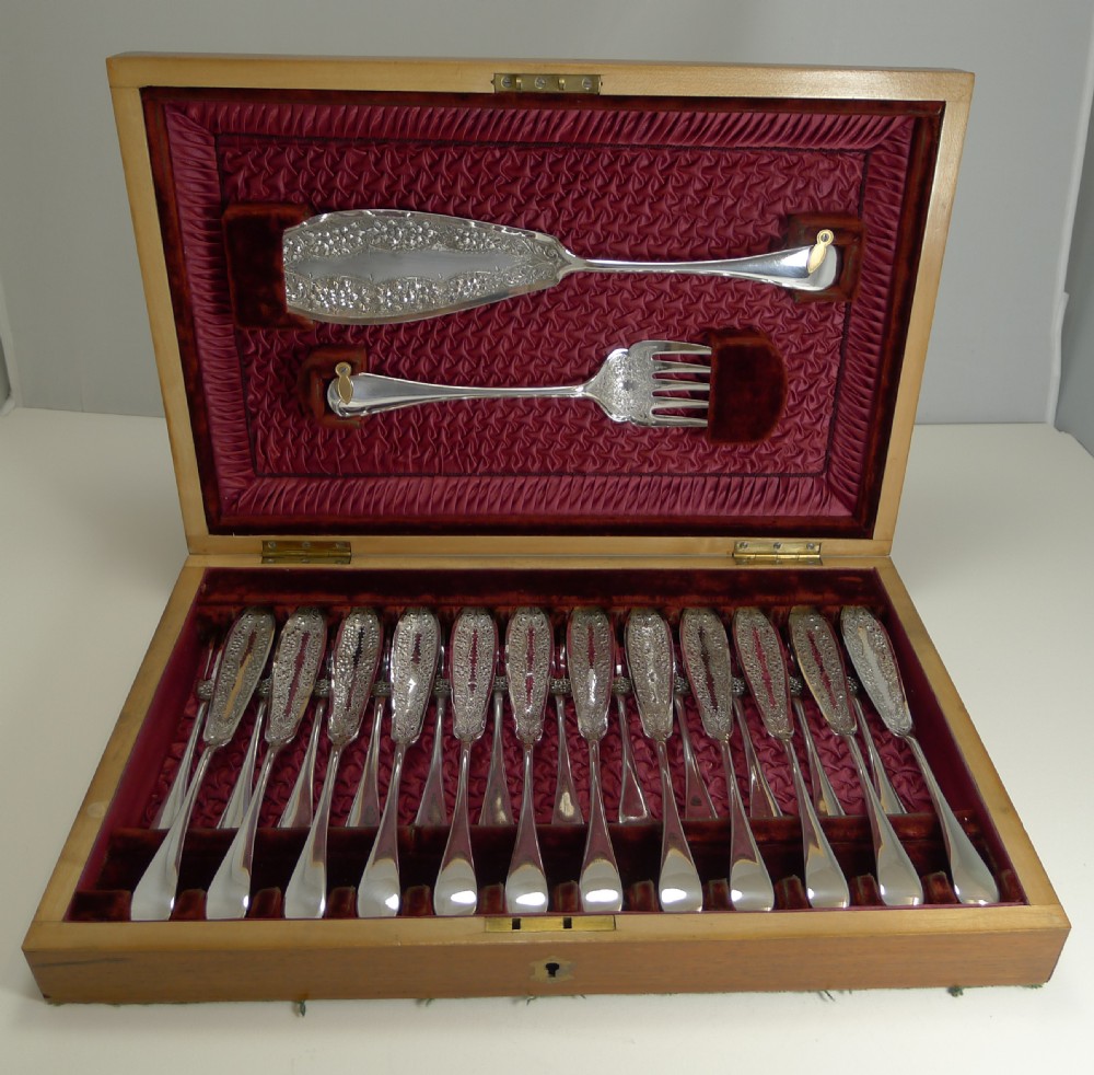 antique english fish knives and forks plus servers c1900 in silver plate