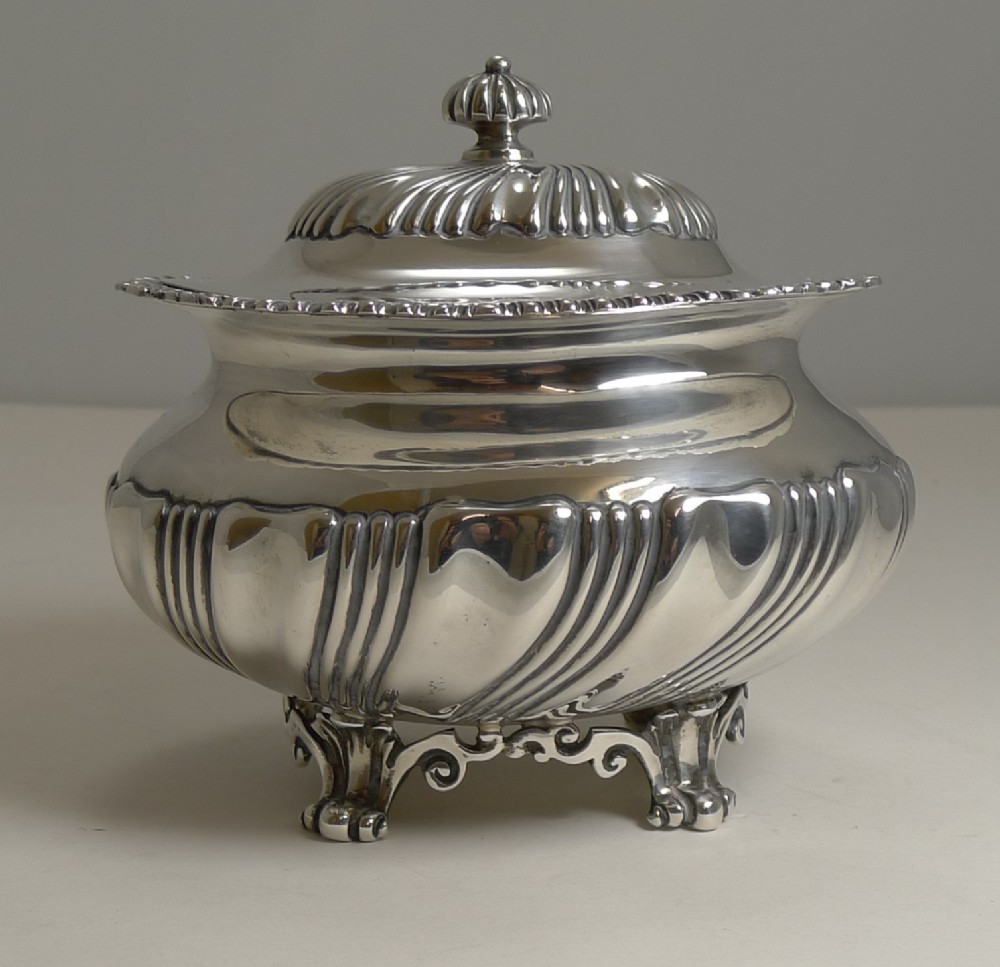 stunning antique english sterling silver tea caddy london 1909