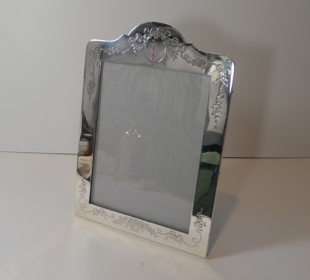outstanding large engraved sterling silver photograph frame 1908