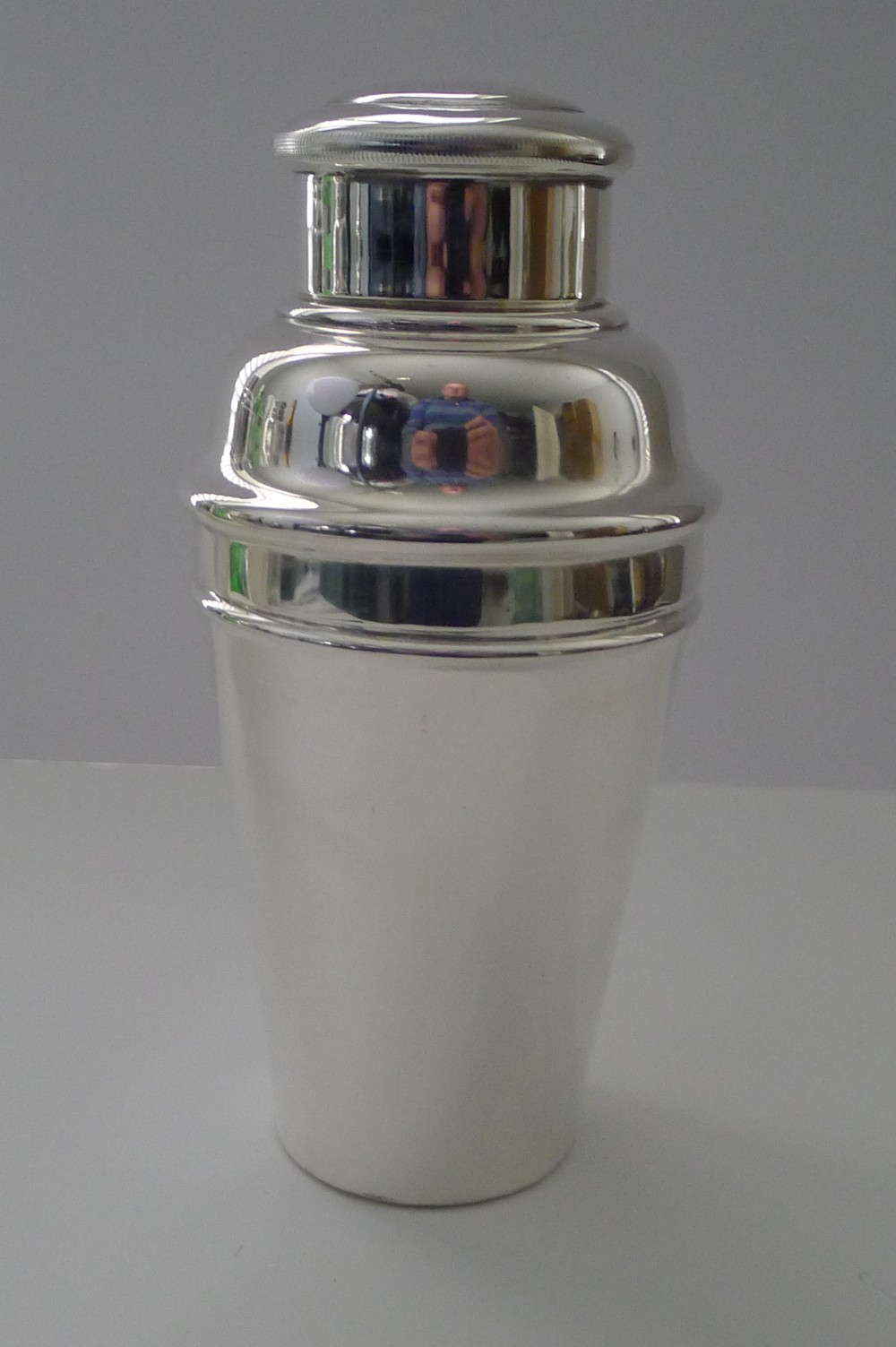 english art deco cocktail shaker by william suckling ltd c1930