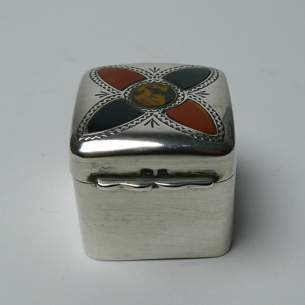 rare small antique english silver box agate inlaid 1925