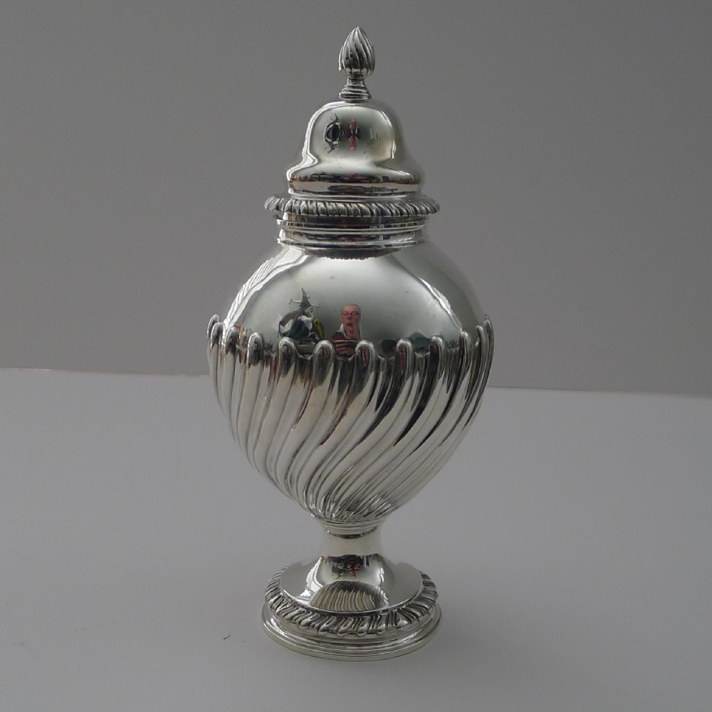 george lll solid sterling silver tea caddy 1769