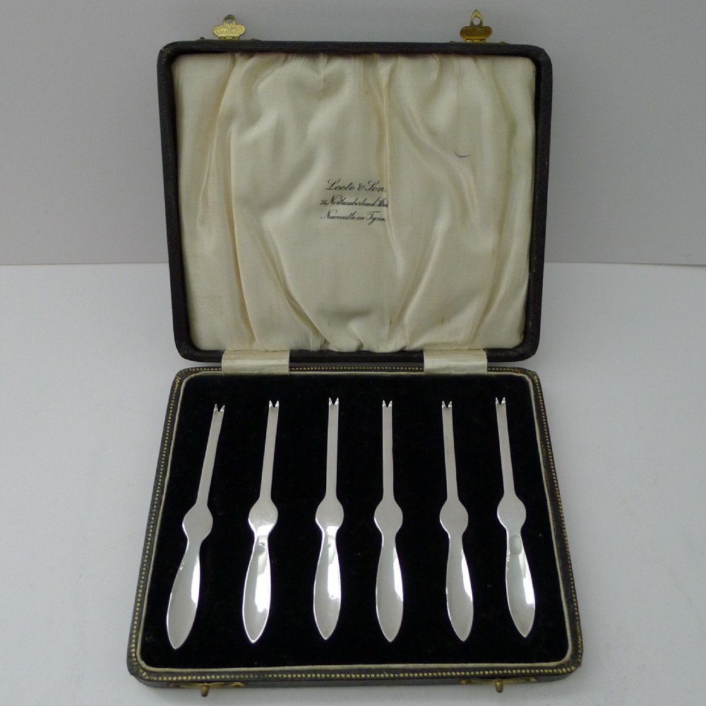 set six cased silver plated lobster seafood picks 1932 suckling ltd