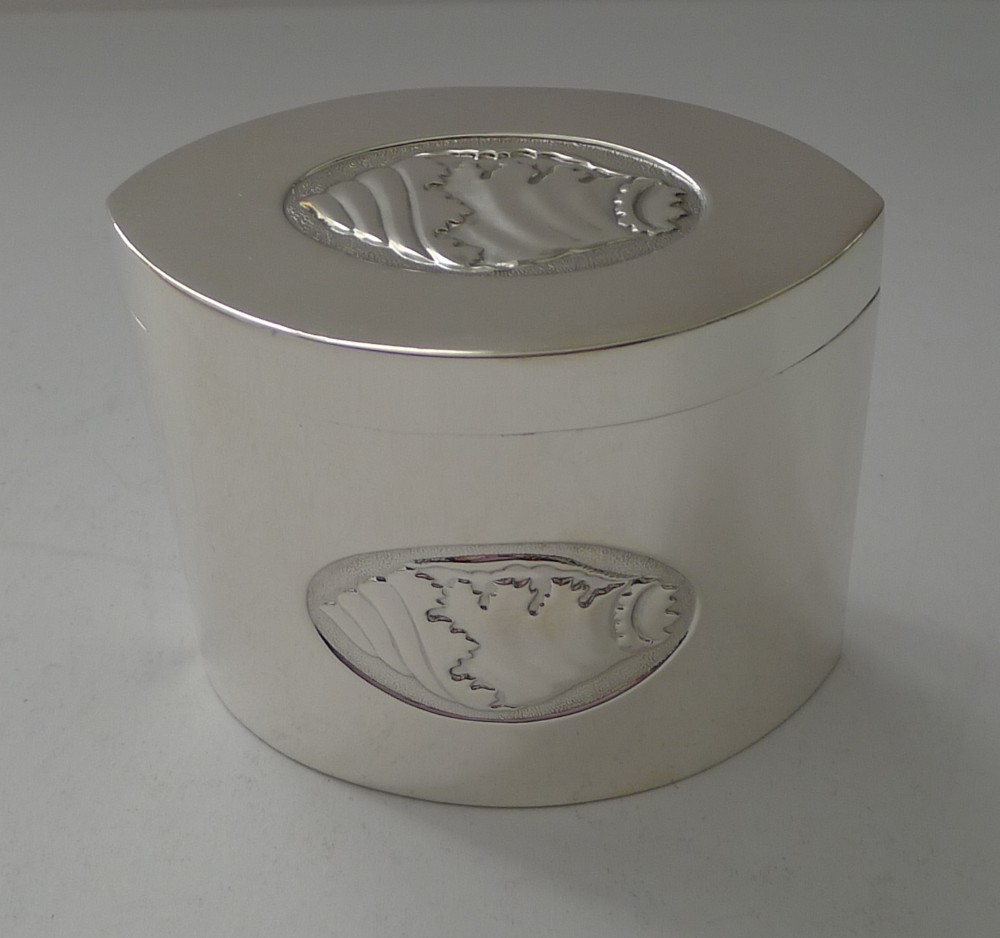 antique english solid sterling silver tea caddy 1902